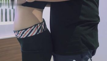 E奶反差空姐，上班高冷，下班就要吃鸡吧}